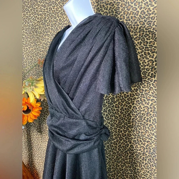 🦋B2G1🦋MAGNOLIA PLACE Black Sparkly PLUS SIZE Flutter Sleeve Dress NWT | 2XL | - Picture 6 of 11